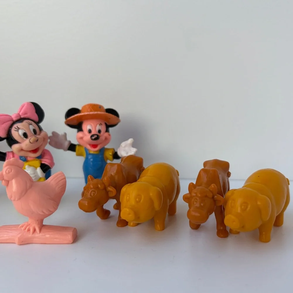 Disney lot figures